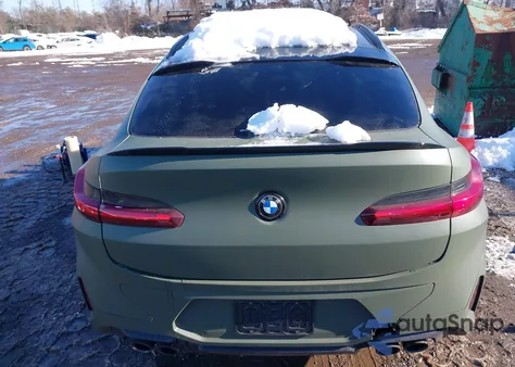 2023 BMW X4 M z USA, uszkodzony, nr VIN 5YM23EC00P9S47007